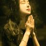 毛妹COS《巫师3》特莉丝性感炸了 火辣身材美胸诱人
